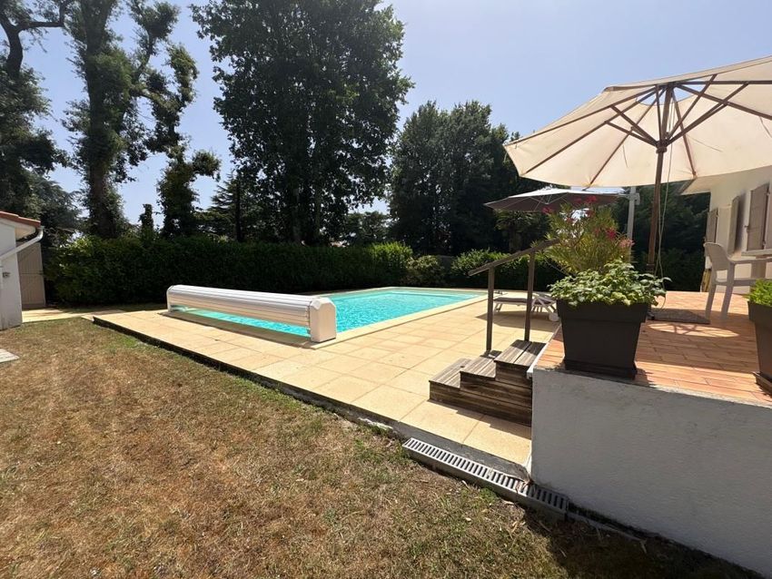 Image Piscine à  maison individuelle de Seignosse