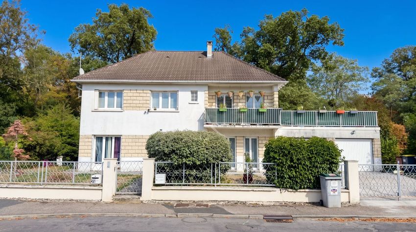 Image Façade à  maison individuelle de Montgeron