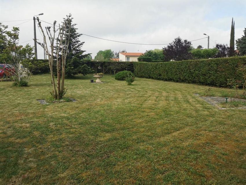 Image de terrain à Galgon