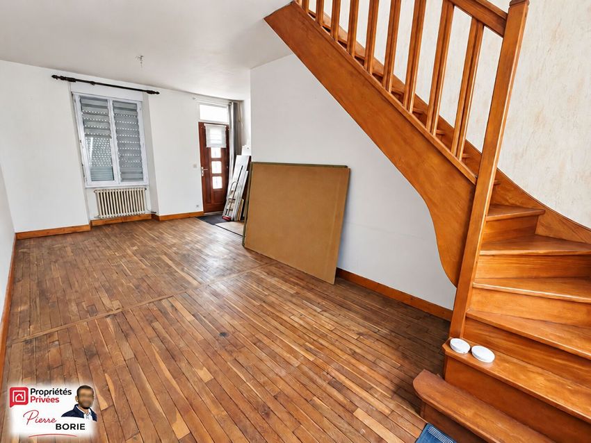 Image Détails à  maison mitoyenne de Châteauroux