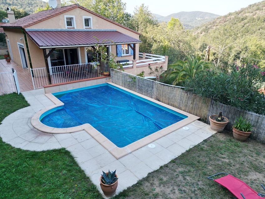 Image Piscine à  maison individuelle de Reynès
