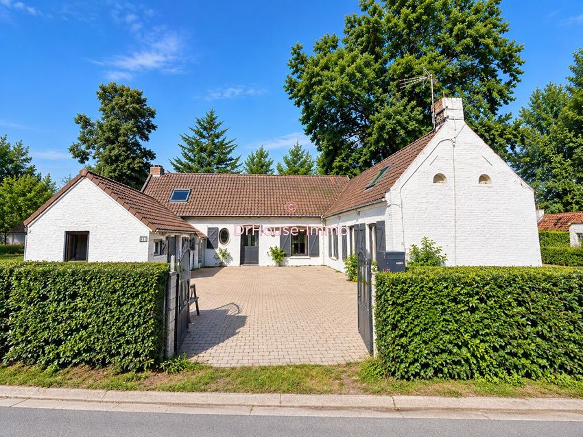 Image Façade à  villa de Rumegies