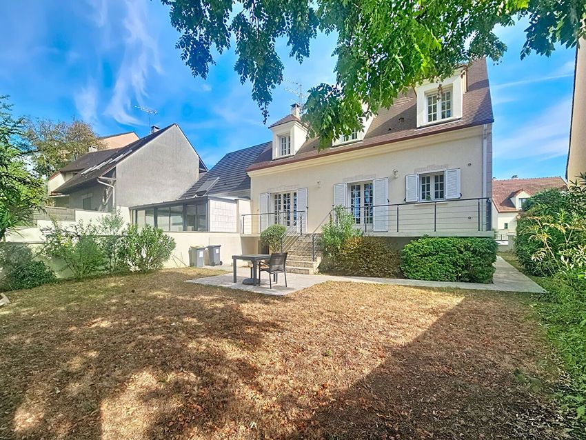Image Façade à  maison mitoyenne de Chevilly-Larue
