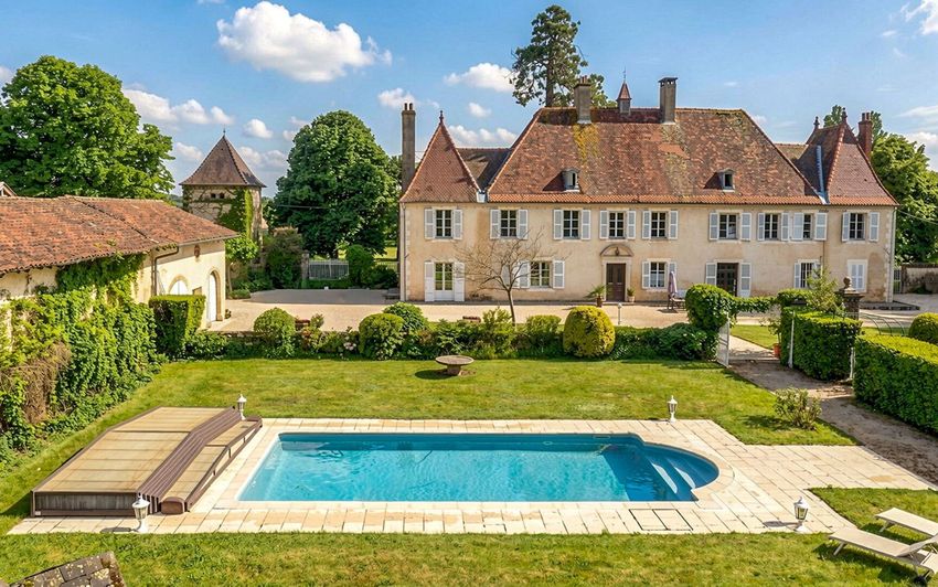 Image Piscine à  manoir de Bourg-en-Bresse