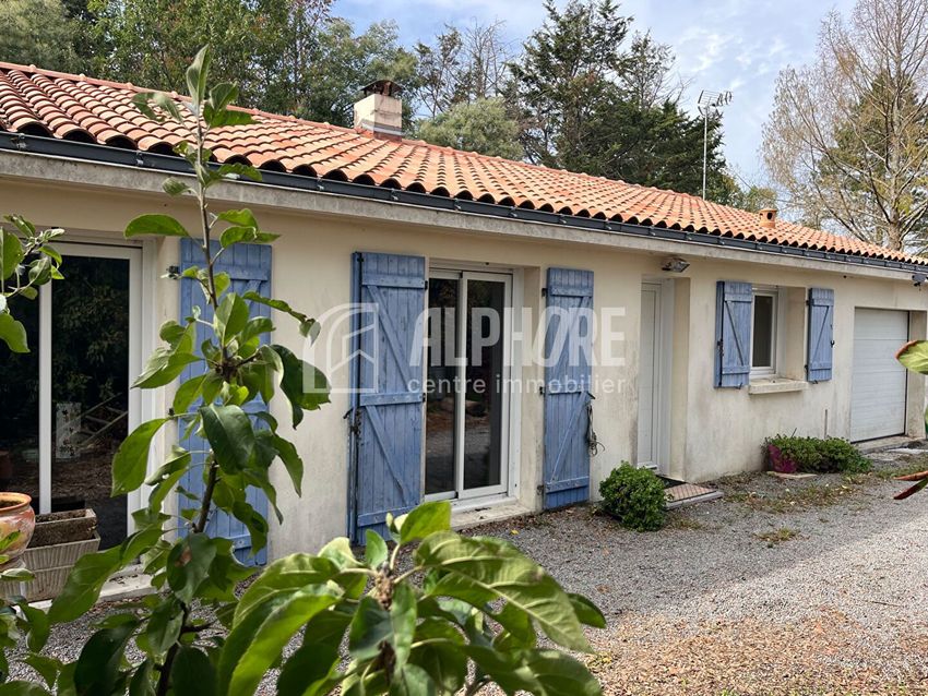 Image Façade à  maison individuelle de Pornic