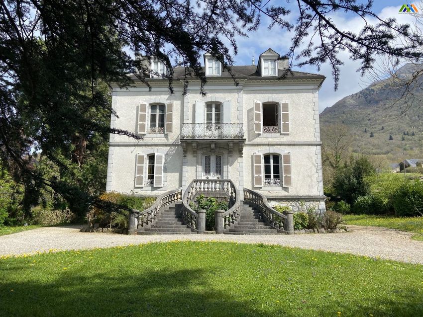Image Façade à  maison individuelle de Izeste