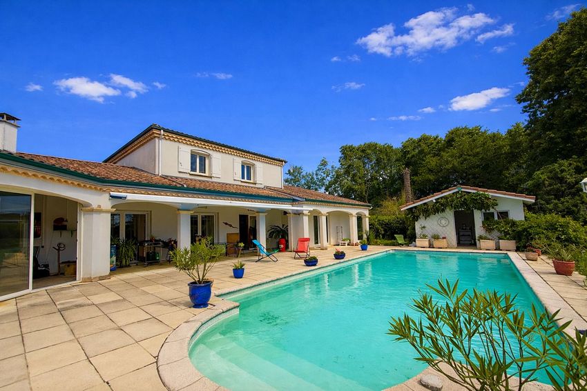 Image Piscine à  maison individuelle de Biganos