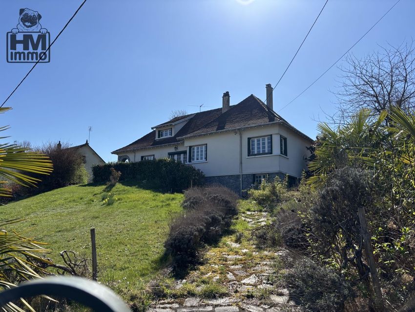 Image Façade à  maison individuelle de Le Chalard