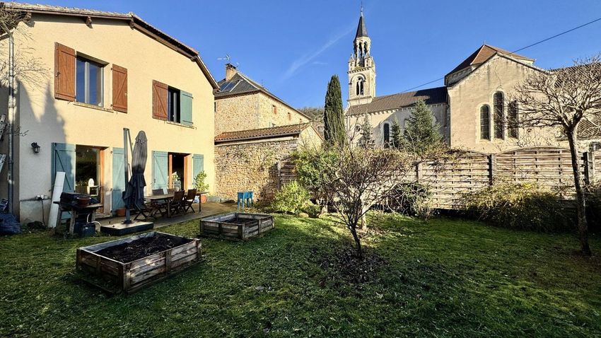 Image Façade à  maison individuelle de Saint-Martin-Labouval