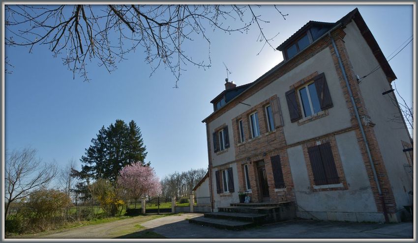 Image Façade à  maison individuelle de Chezal-Benoît