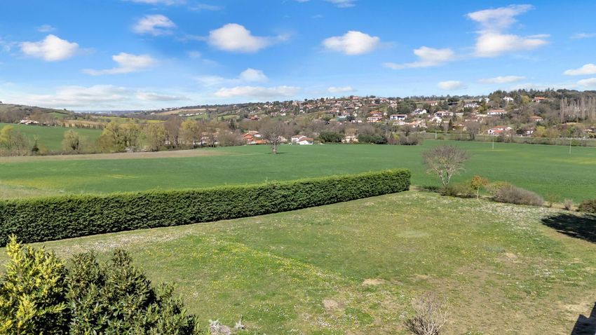 Image de terrain à Aureville