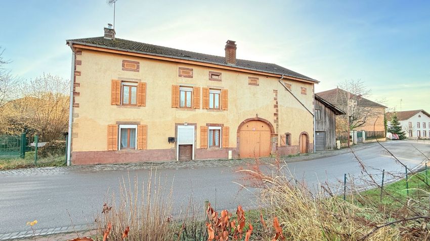 Image Façade à  maison individuelle de Housseras