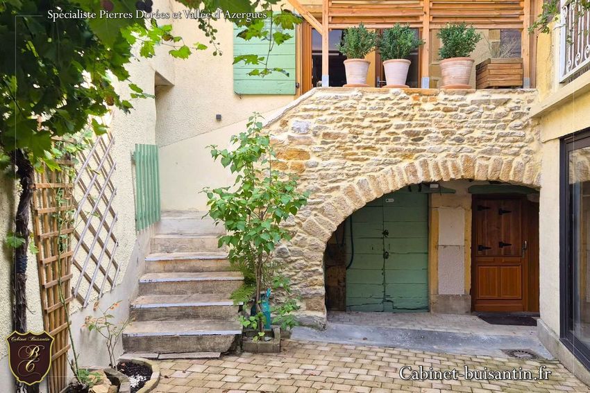 Image Façade à  maison individuelle de Val d'Oingt
