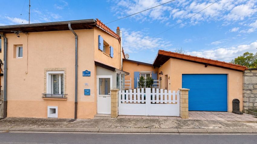 Image Façade à  maison individuelle de Bicqueley