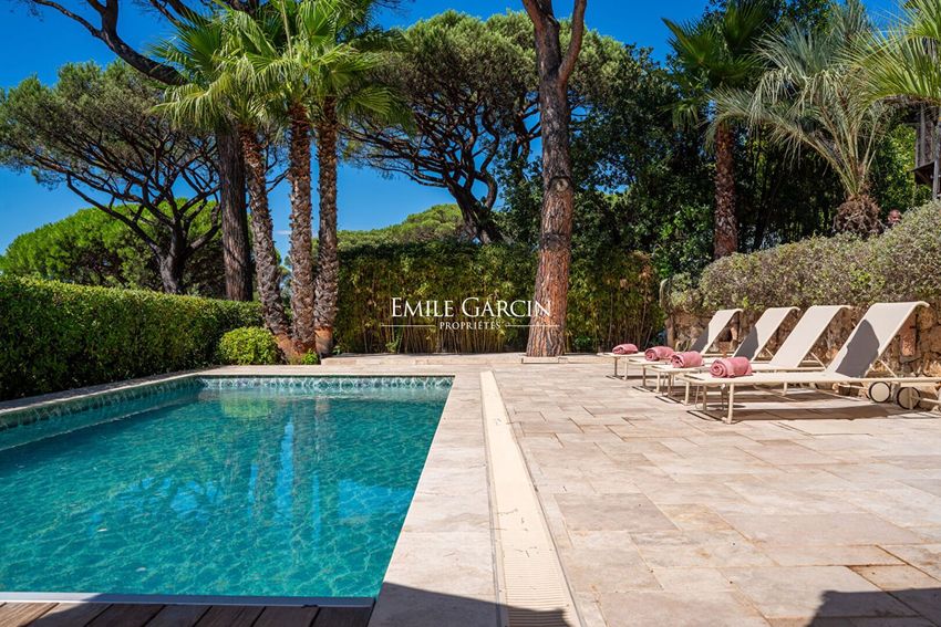 Image Piscine à  villa de Saint-Tropez