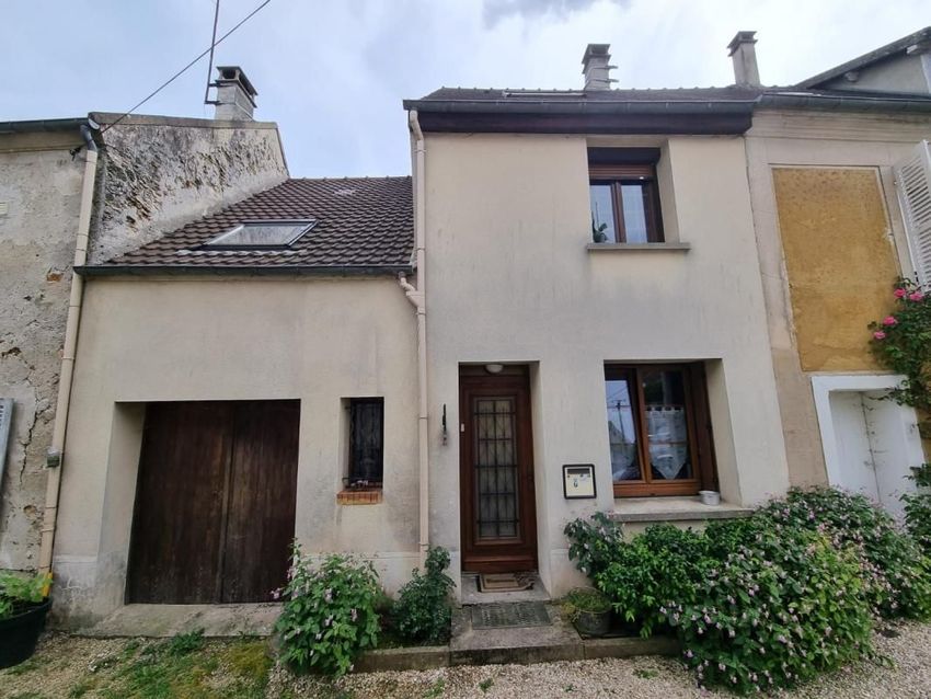 Image Façade à  maison individuelle de Saint-Cyr-sur-Morin