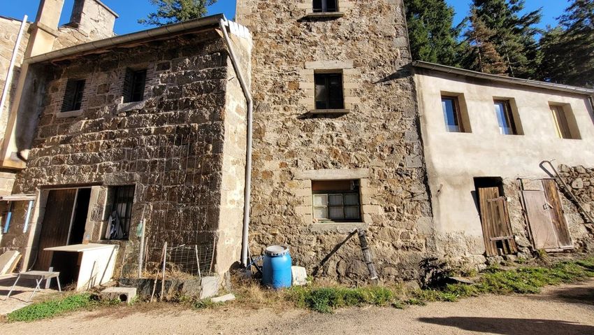 Image Façade à  maison individuelle de Saint-Agrève
