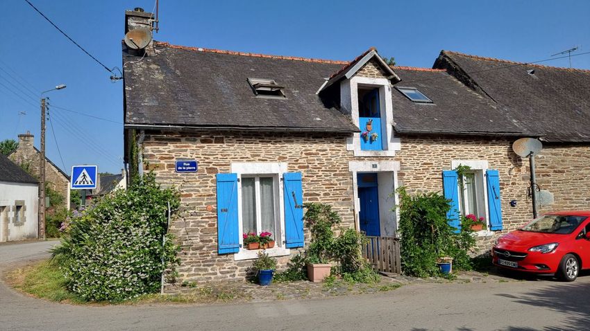 Image Façade à  maison mitoyenne de Bon Repos sur Blavet