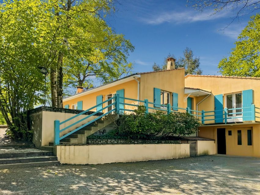 Image Façade à  maison individuelle de Saint-Fiacre-sur-Maine