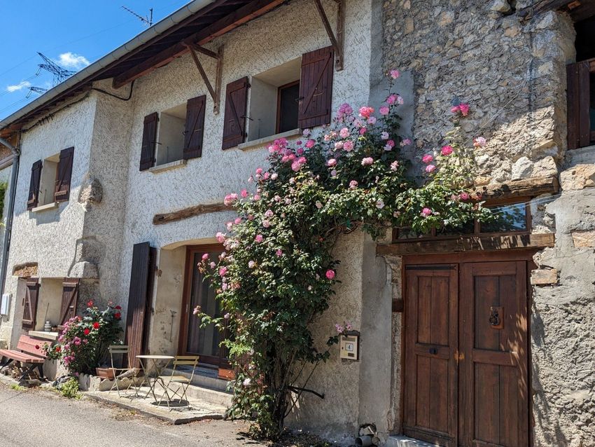 Image Façade à  maison individuelle de Claix