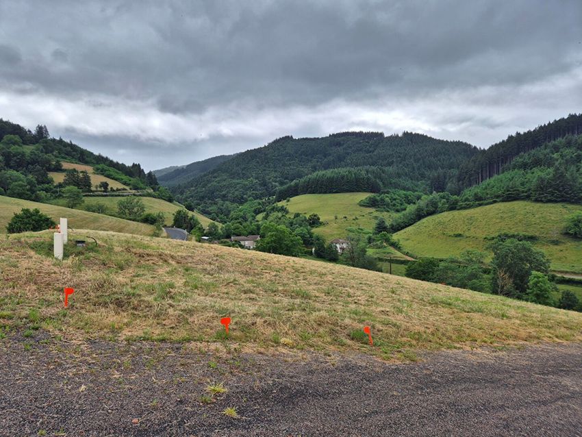 Image Vue à terrain de Lamure-sur-Azergues