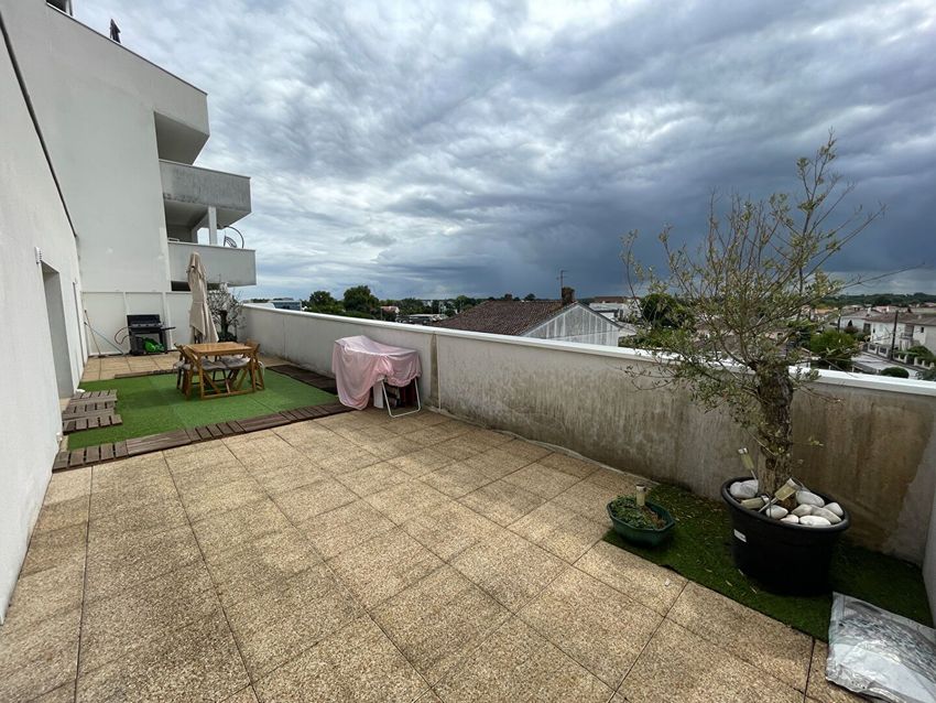 Image Terrasse à appartement de Cenon