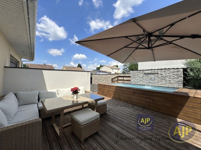 Image Terrasse à  maison mitoyenne de Castelnau-de-Médoc