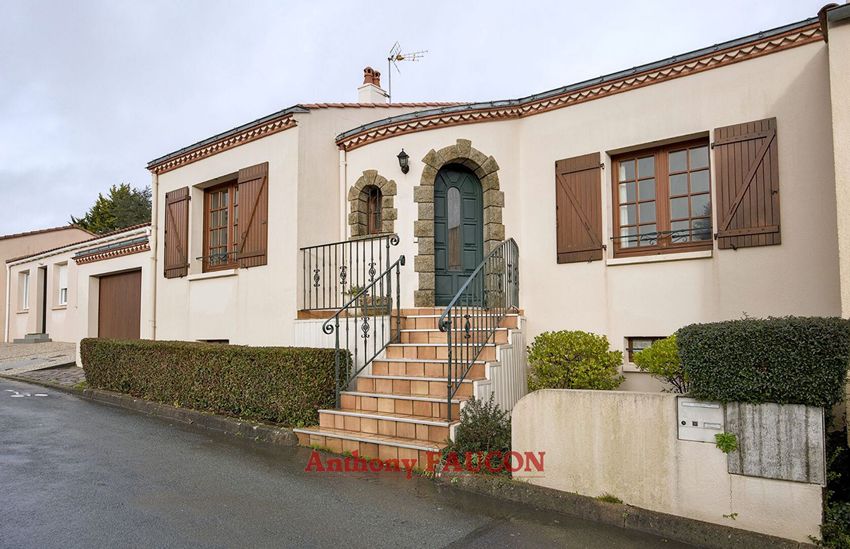 Image Façade à  maison mitoyenne de La Roche-sur-Yon