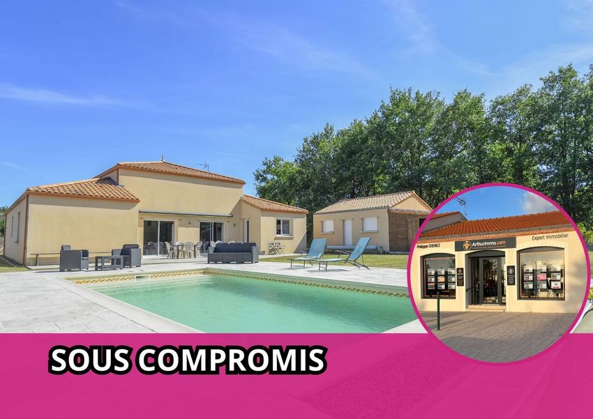 Image Piscine à  maison individuelle de Saint-Aignan-Grandlieu