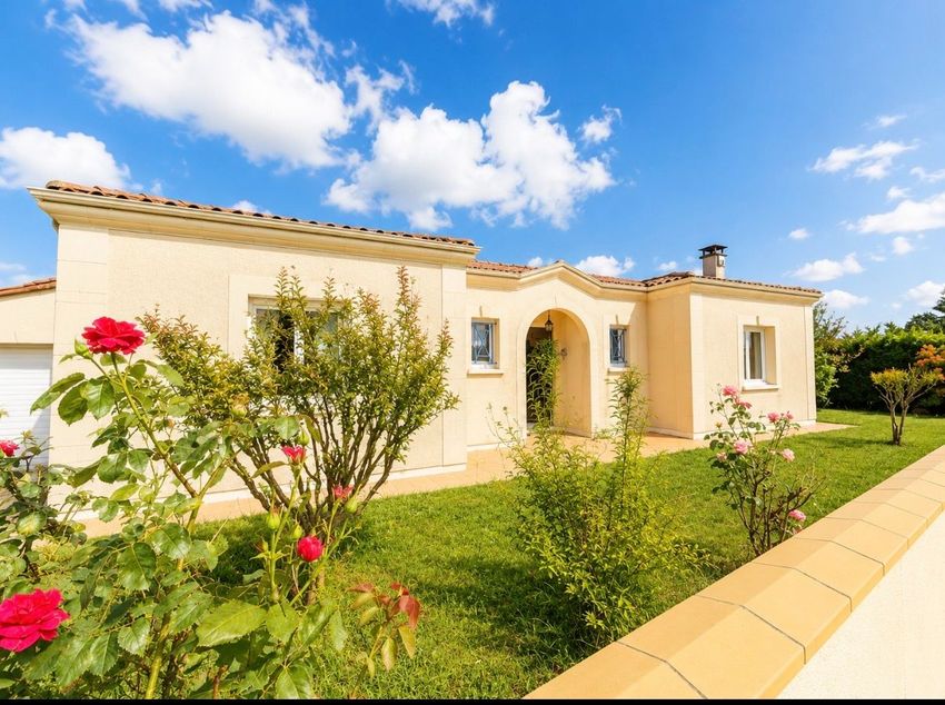 Image Façade à  maison individuelle de Saint-Loubès