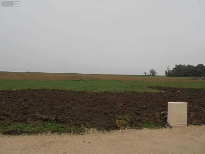 Image de terrain à Cravant