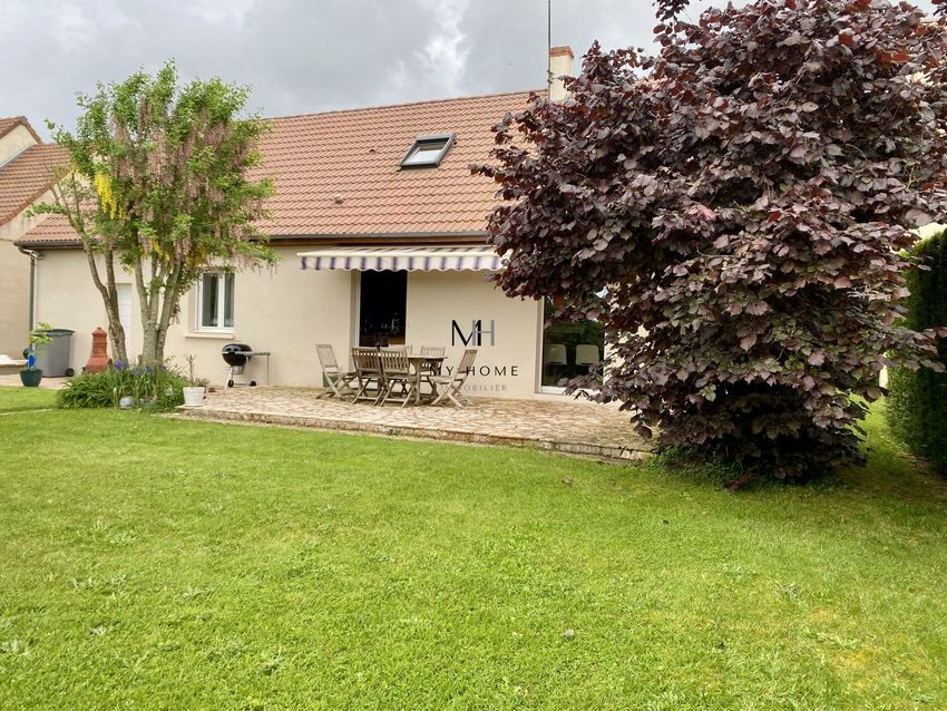 Image Façade à  maison individuelle de Champfleur