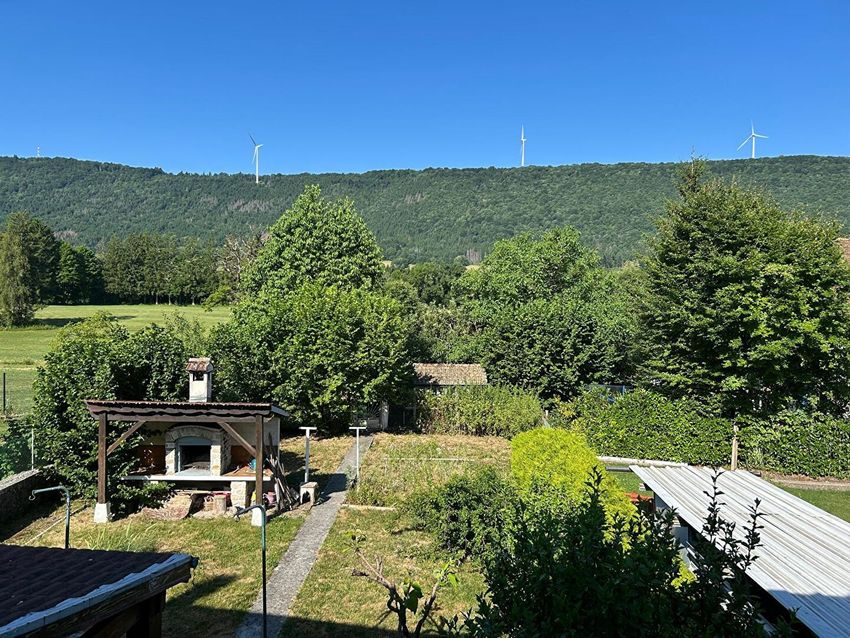 Image Vue à  maison mitoyenne de Vieu-d'Izenave
