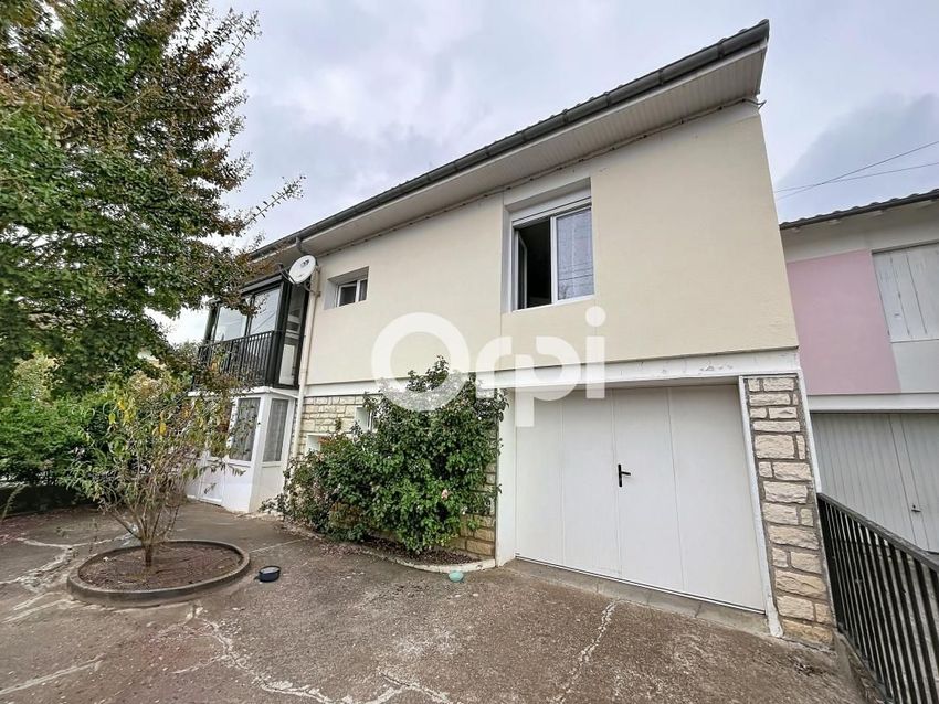 Image Façade à  maison individuelle de Terrasson-Lavilledieu