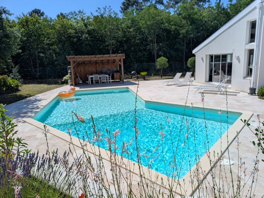 Image Piscine à  maison individuelle de Saint-Médard-en-Jalles