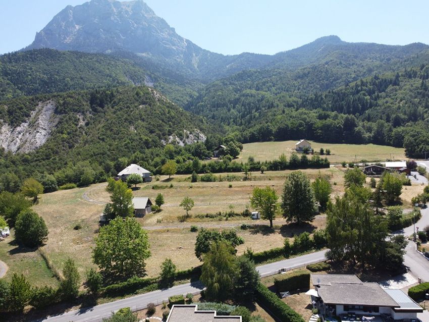 Image Vue à terrain de Savines-le-Lac