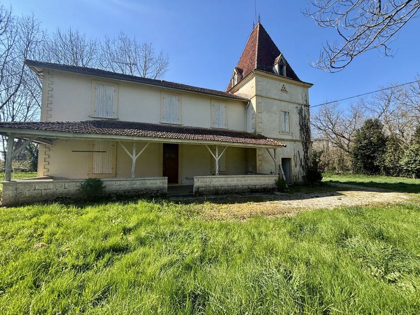 Image Façade à  maison individuelle de Sainte-Livrade-sur-Lot