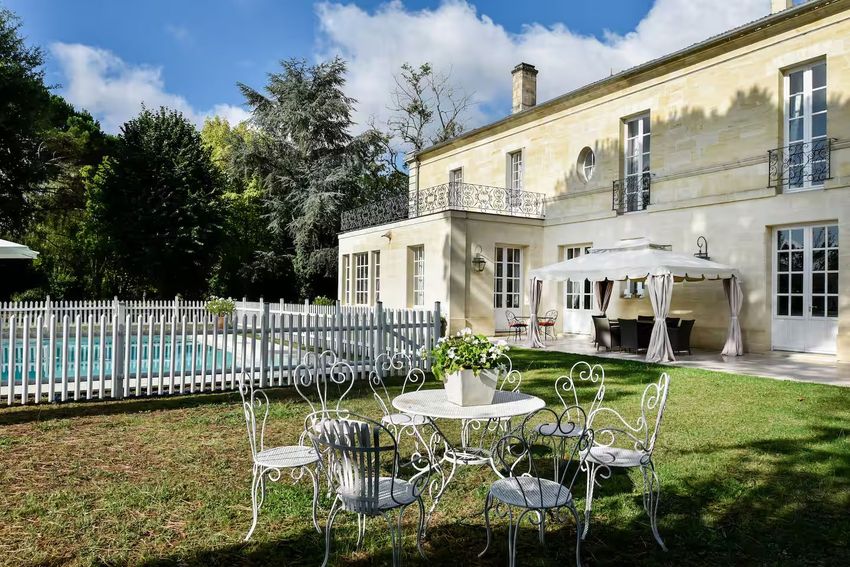 Image Façade à  manoir de Cambes