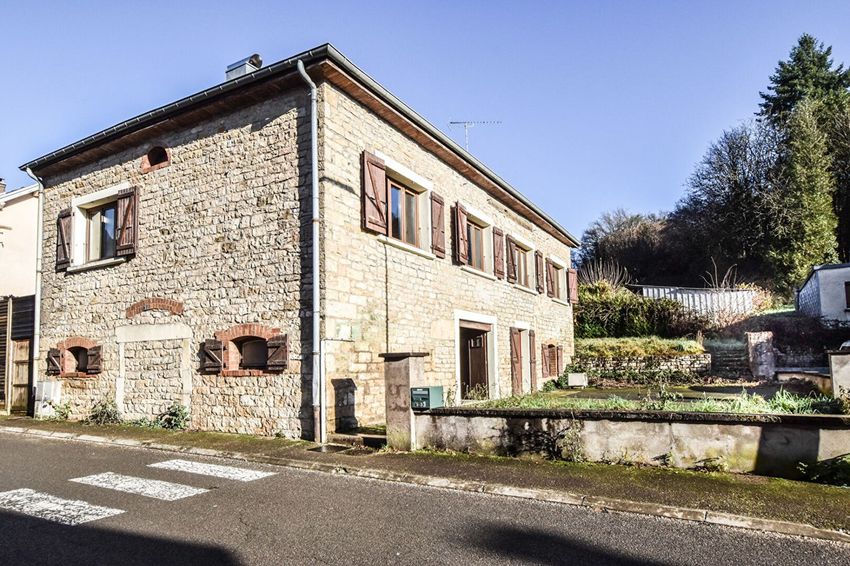 Image Façade à  maison individuelle de Pelousey