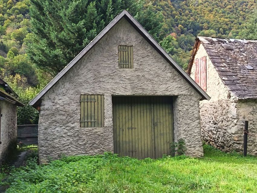 Image Façade à  maison individuelle de Ustou