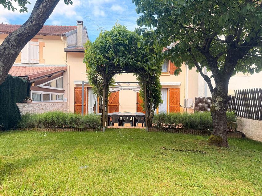 Image Façade à  maison mitoyenne de Frouard