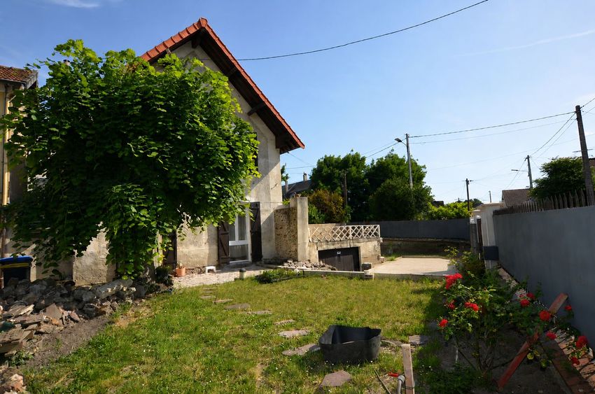 Image Façade à  maison mitoyenne de Villeneuve-Saint-Georges