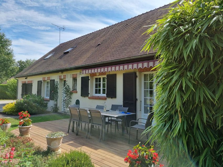 Image Façade à  maison individuelle de Bouzy-la-Forêt