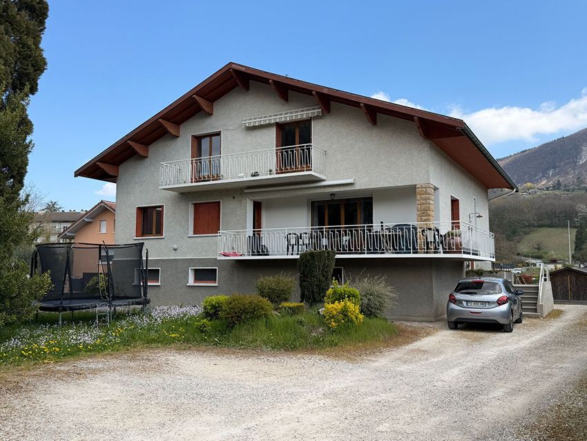 Image Façade à  maison individuelle de Seyssel