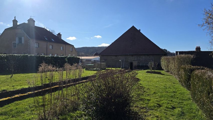 Image Façade à  maison individuelle de Navenne