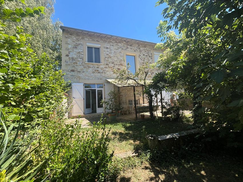 Image Façade à  maison mitoyenne de Capdenac-Gare