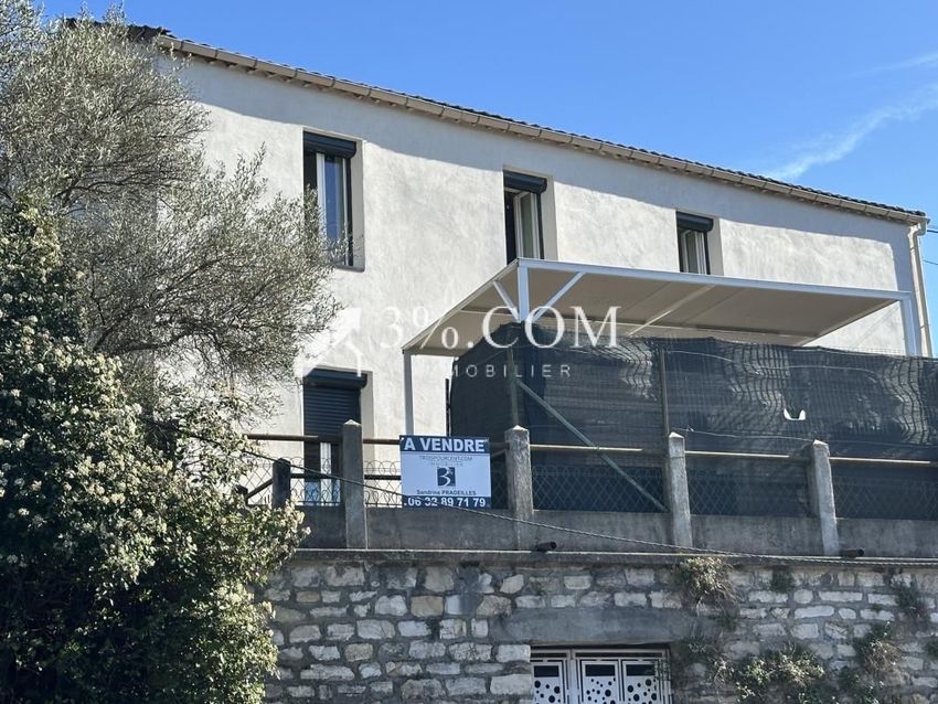 Image Façade à  maison individuelle de Alès