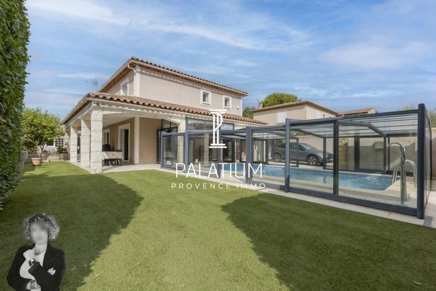 Image Façade à  maison individuelle de Salon-de-Provence