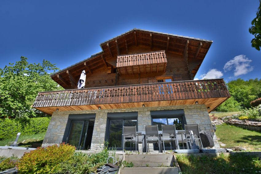 Image Façade à  maison individuelle de Bozel