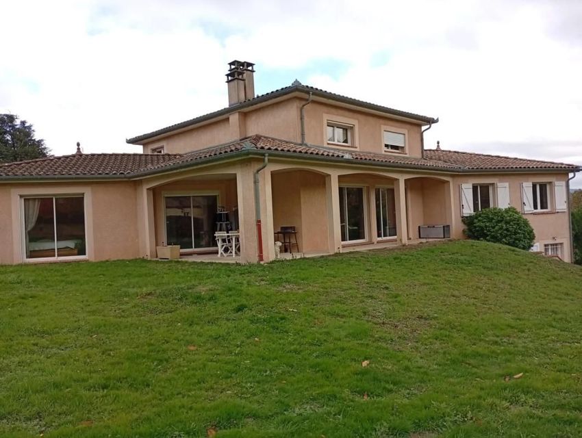 Image Façade à  maison individuelle de Saint-Amans-Soult